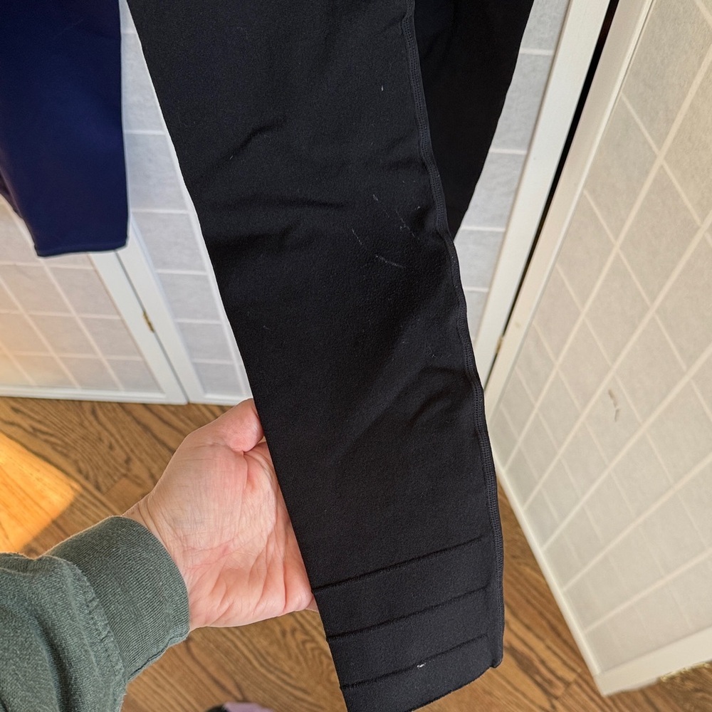 Two Pairs Fabletics Leggings Size Small - Picture 4 of 8